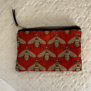Adorable Little bee pouch